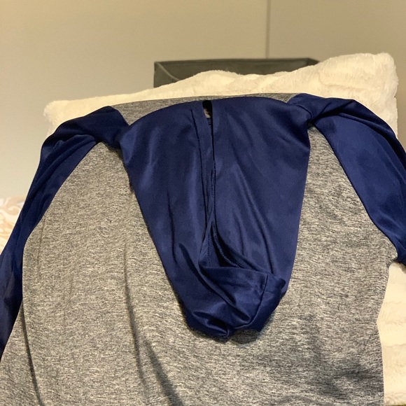 Canucks season is soon to start - Picture 3 of 4